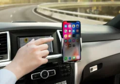 Smart Sensor-Handyhalter Für PKW, LKW, Inkl. USB-C-Kabel, Handy-KFZ-Halterung, 360° Drehbar, Federklemme Mit Silikon-Pads Für Lüftungsschlitze, Automatisches öffnen/schließen