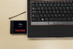 SanDisk Ultra® 3D SSD, 1 TB, 560 MB/s, Interne SSD Festplatte -Elektronikpunkt 4356c5755d317f9e293d6616cee9316f