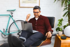 Jabra Speak2 11 Jabra Speak2 -Elektronikpunkt 79c48b3c239743cb095ff5f9788cb5a4